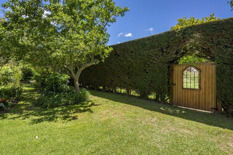 Photo of property in 33 Wood Leigh, Paraparaumu Beach, Paraparaumu, 5032