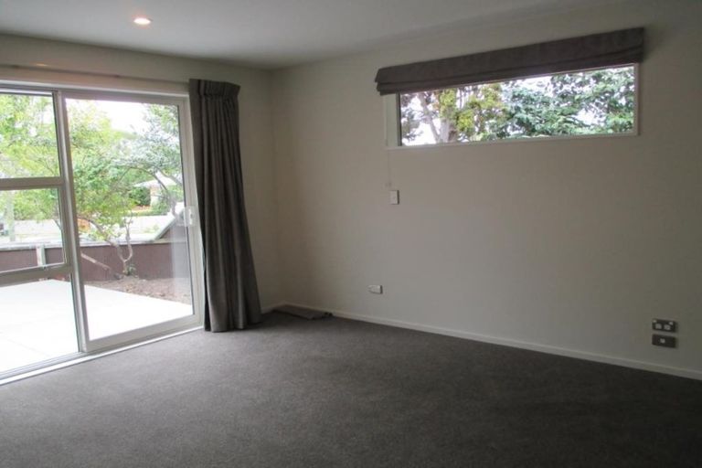 Photo of property in 206 Centaurus Road, Saint Martins, Christchurch, 8022
