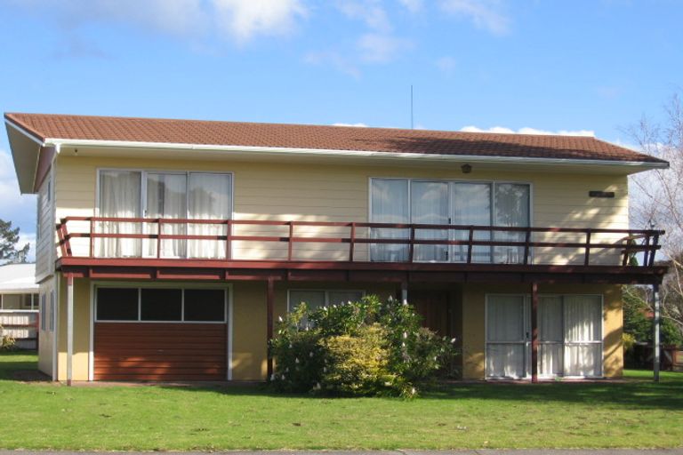 Photo of property in 2 Pauanui Boulevard, Pauanui, Hikuai, 3579