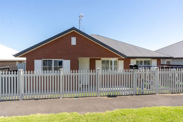 Photo of property in 74 Queens Avenue, Frankton, Hamilton, 3204