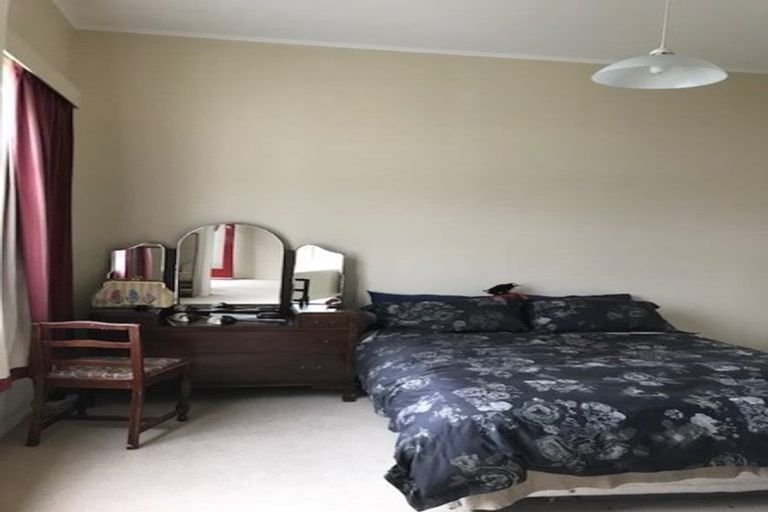 Photo of property in 3 Toru Street, Lyall Bay, Wellington, 6022