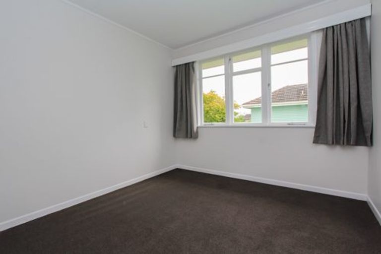 Photo of property in 16 Corrin Street, Melville, Hamilton, 3206