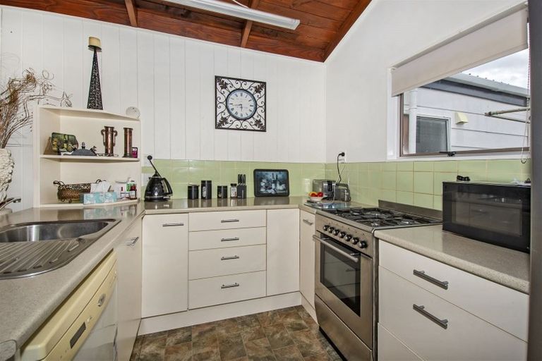 Photo of property in 44b Cairnfield Road, Kensington, Whangarei, 0112