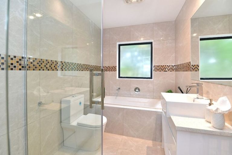 Photo of property in 46 Resolution Drive, Gulf Harbour, Whangaparaoa, 0930