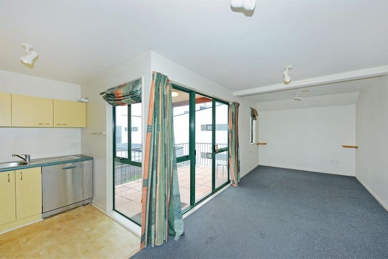 Photo of property in 10/319 Hereford Street, Christchurch Central, Christchurch, 8011