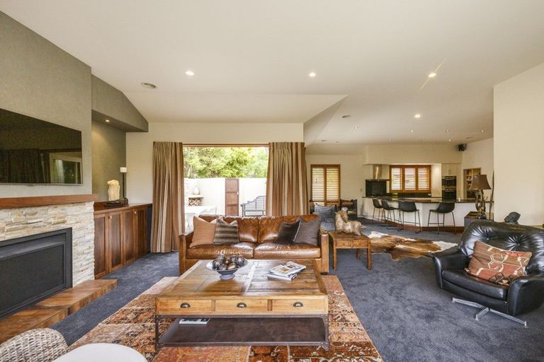 Photo of property in 17a Montgomery Terrace, Hokowhitu, Palmerston North, 4410