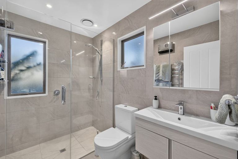 Photo of property in 6 Acorn Close, Waltham, Christchurch, 8023