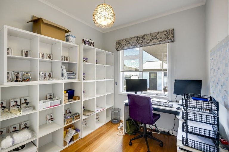 Photo of property in 1 Jervois Road, Jervoistown, Napier, 4112
