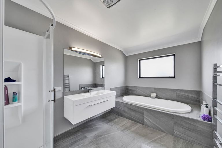 Photo of property in 456 Turuturu Road, Hawera, 4674