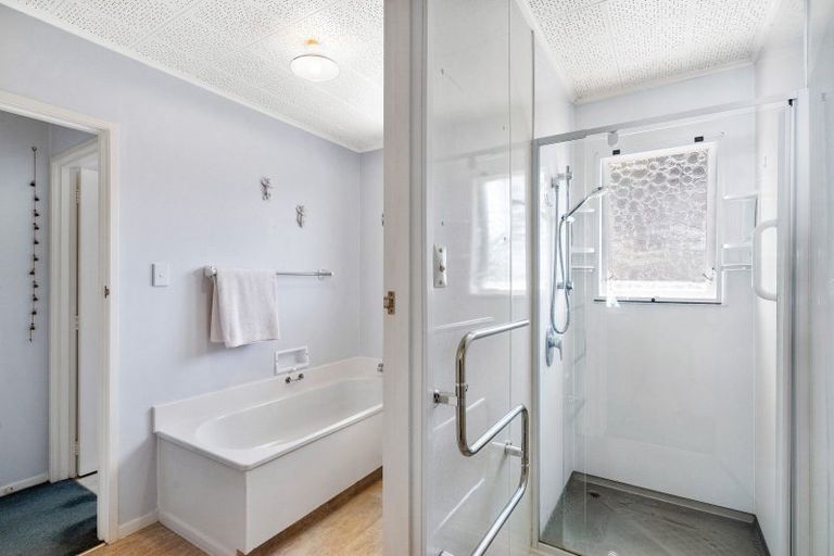 Photo of property in 2/800 Willowpark Road South, Akina, Hastings, 4122