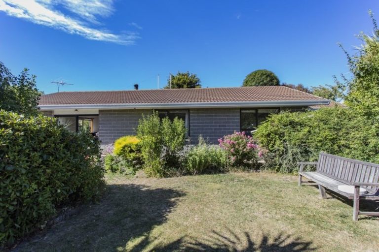 Photo of property in 10 Morris Road, Amberley, 7410