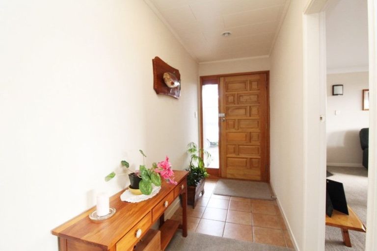 Photo of property in 145 Regan Street, Stratford, 4332