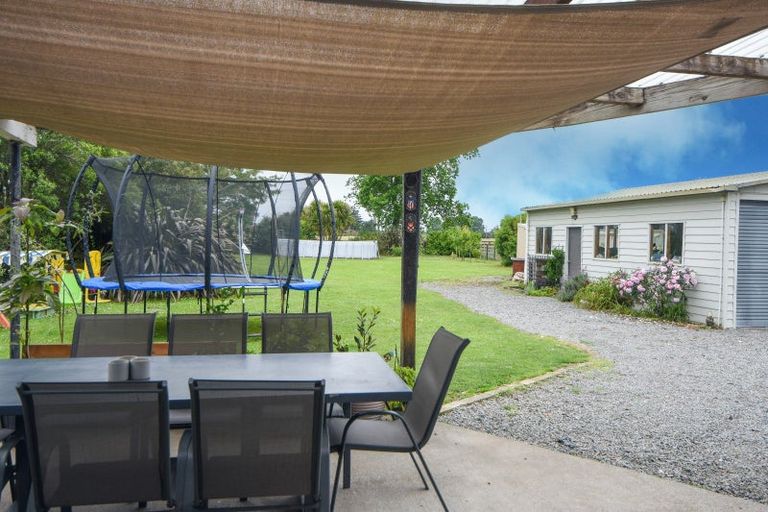 Photo of property in 165 Park Road, Carterton, 5713