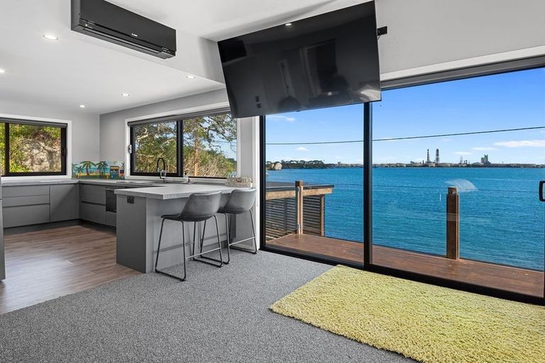 Photo of property in 126 Reotahi Road, Whangarei Heads, Whangarei, 0174