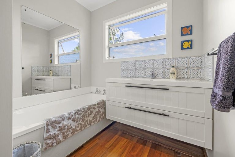 Photo of property in 415 Te Papatapu Road, Raglan, Te Mata, 3894