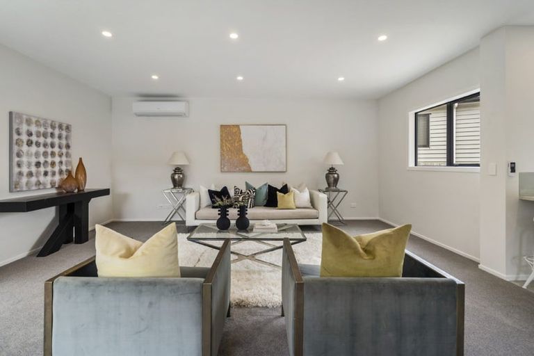 Photo of property in 6d Pax Avenue, Forrest Hill, Auckland, 0620