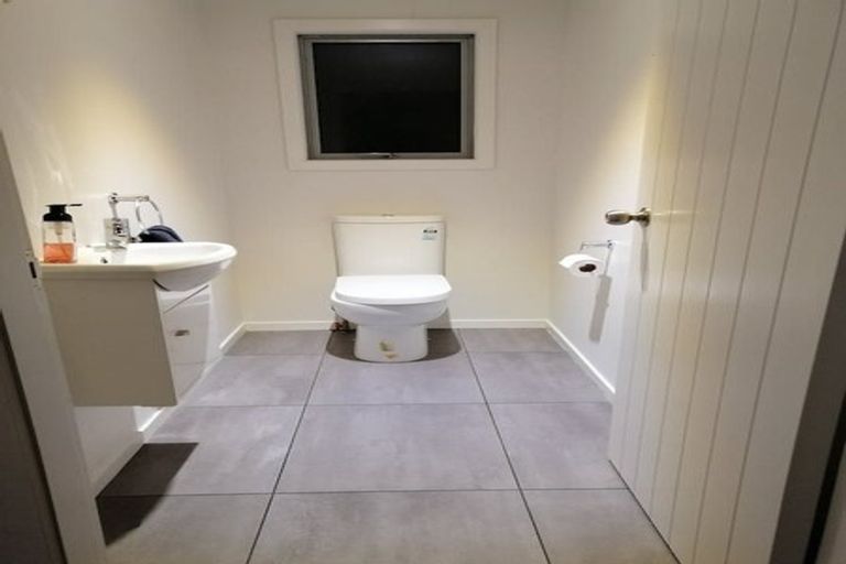 Photo of property in 17a Botany Lane, Whitby, Porirua, 5024