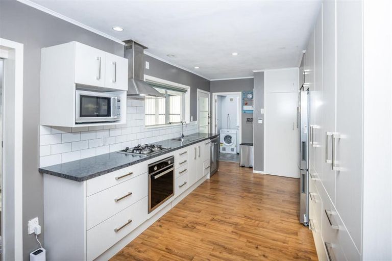 Photo of property in 47 Vardon Road, St Andrews, Hamilton, 3200