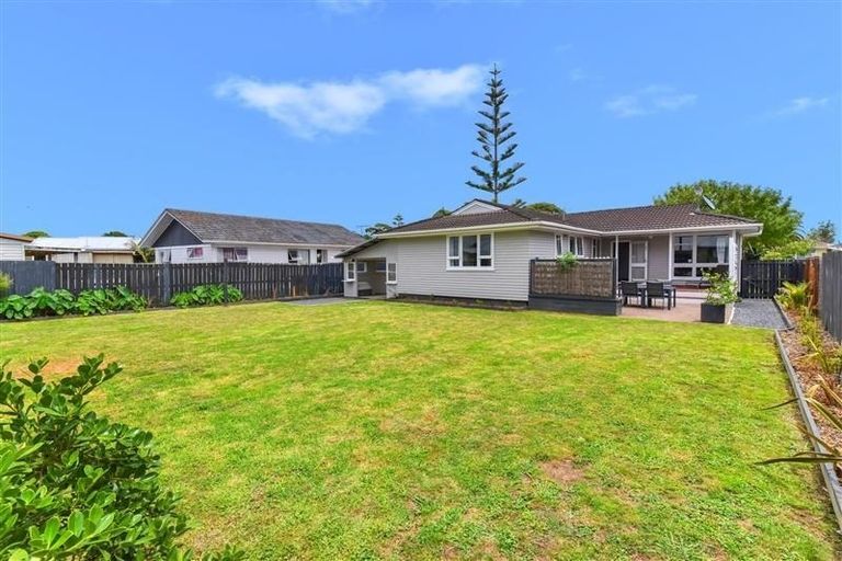 Photo of property in 37 Inverell Avenue, Wiri, Auckland, 2104