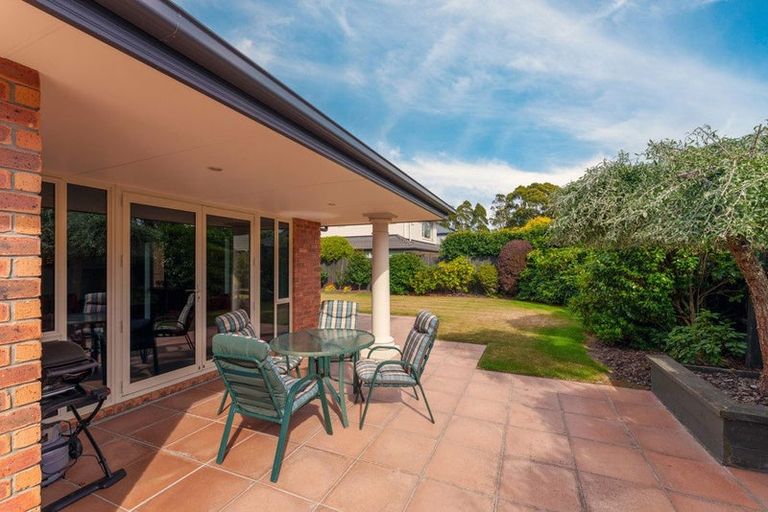 Photo of property in 9 Saint Clair Close, Harewood, Christchurch, 8051