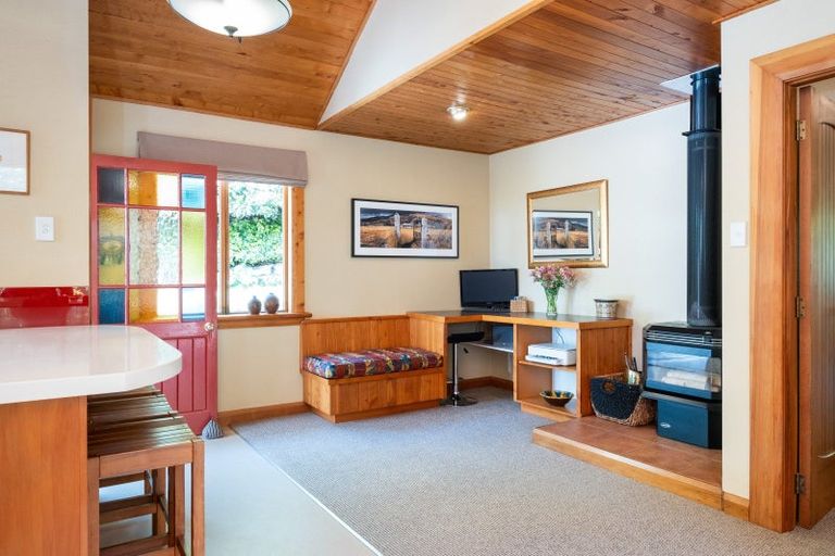 Photo of property in 56 Simla Avenue, Havelock North, 4130