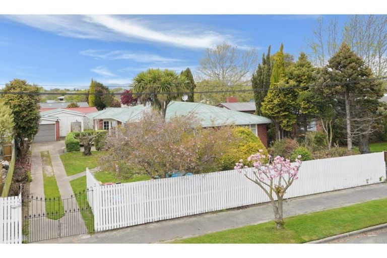 Photo of property in 130 Mooray Avenue, Bishopdale, Christchurch, 8053