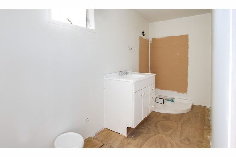 Photo of property in 33 Allen Berry Avenue, Pirimai, Napier, 4112