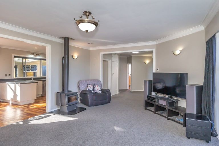 Photo of property in 7 Highbury Drive, Levin, 5510