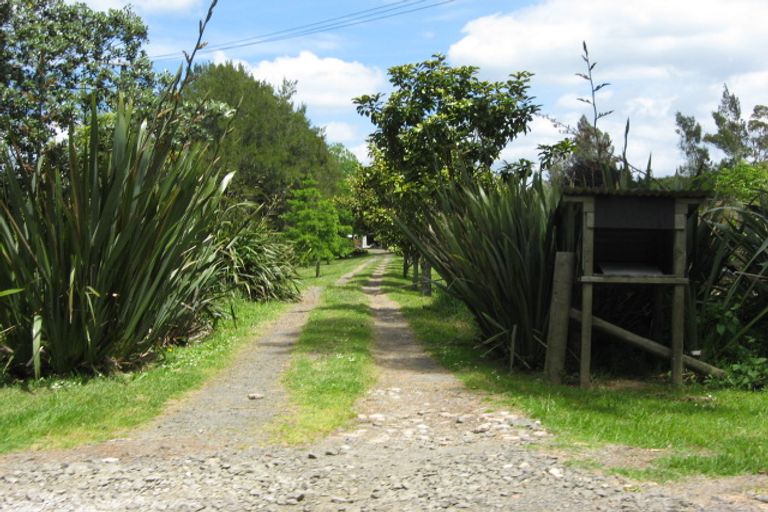 Photo of property in 289 Matua Road, Kumeu, 0891