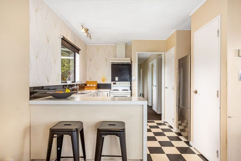 Photo of property in 14 Pukeko Street, Paraparaumu, 5032