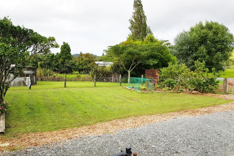 Photo of property in 133 Oakura Road, Oakura, Hikurangi, 0184