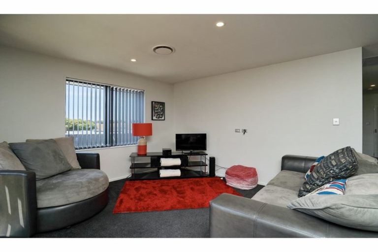 Photo of property in 21 Esk Place, Aranui, Christchurch, 8061