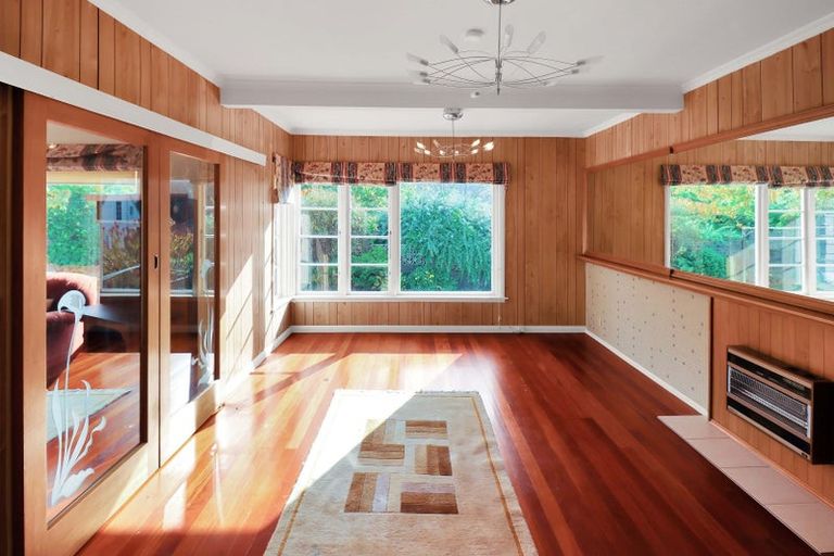 Photo of property in 307 Karori Road, Karori, Wellington, 6012