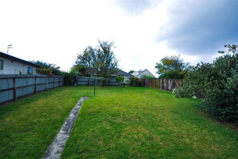 Photo of property in 183 Rathgar Road, Henderson, Auckland, 0610