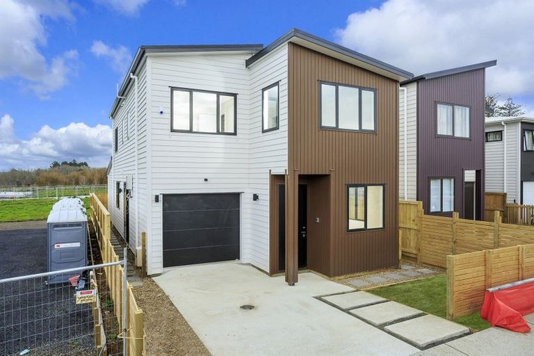 Photo of property in 60 Lusitano Drive, Karaka, Papakura, 2113