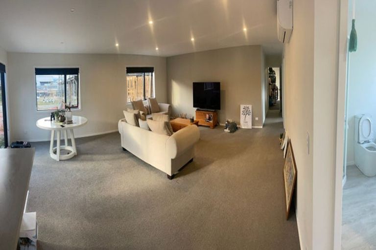 Photo of property in 10 Waddell Street, Lake Hawea, 9382