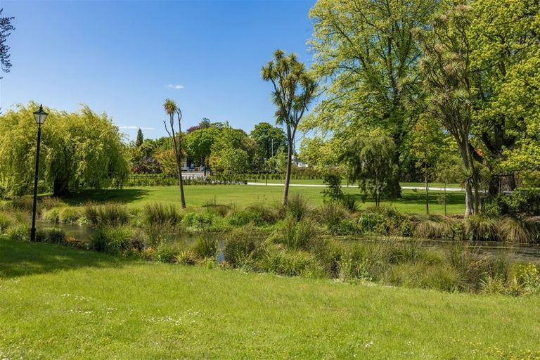 Photo of property in 71b Fendalton Road, Fendalton, Christchurch, 8014