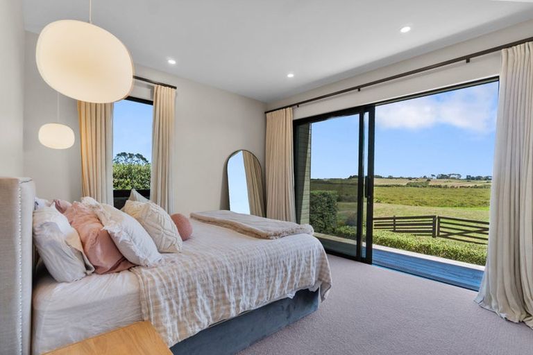 Photo of property in 28 Capriole Crescent, Kingseat, Papakura, 2580