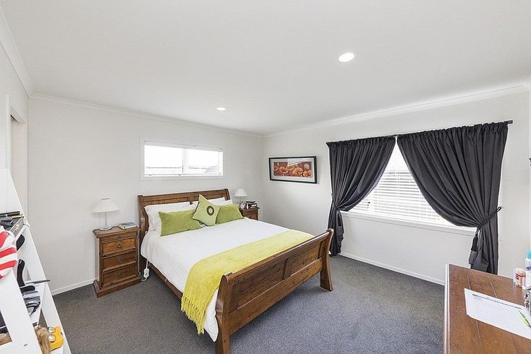 Photo of property in 2 Morocco Terrace, Kelvin Grove, Palmerston North, 4414