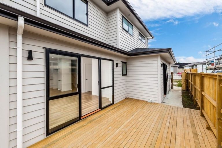 Photo of property in 4 Ahorangi Road, Silverdale, 0932