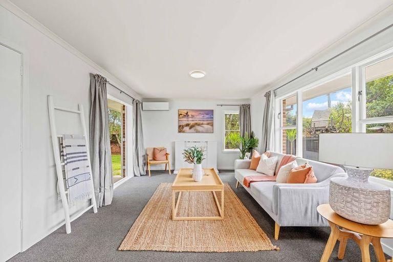 Photo of property in 47 Northcote Road, Northcote, Christchurch, 8052