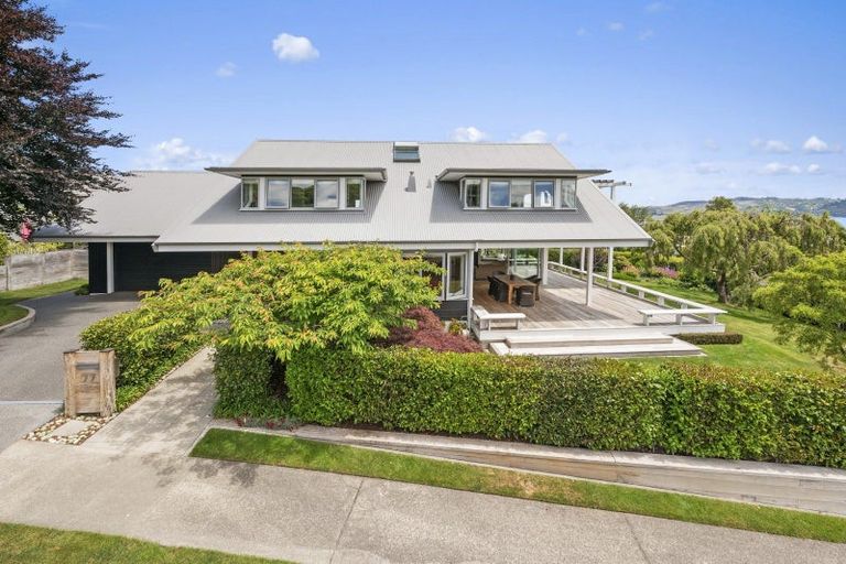 Photo of property in 77 Rainbow Drive, Rainbow Point, Taupo, 3330