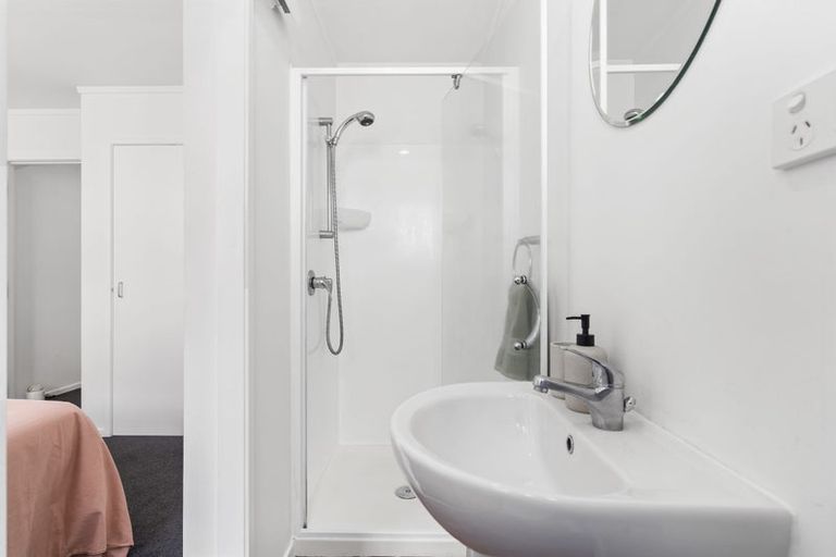 Photo of property in 325/26 Morningside Drive, Morningside, Auckland, 1025