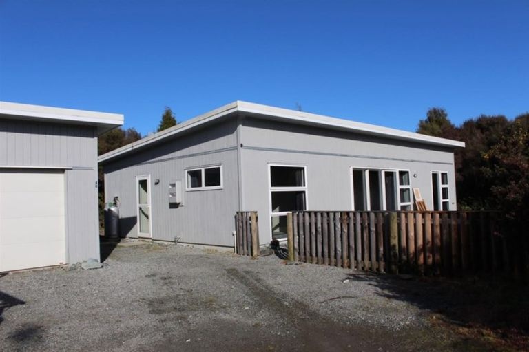 Photo of property in 2 Munro Place, Kumara Junction, Hokitika, 7882