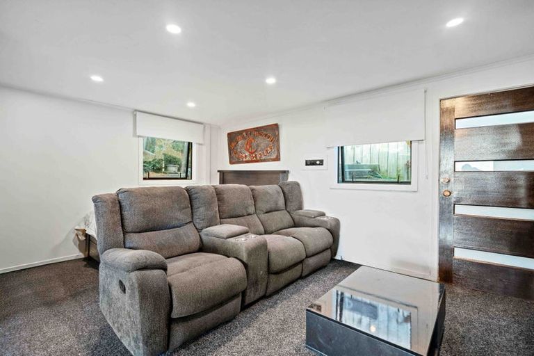Photo of property in 46 Commissariat Road, Mount Wellington, Auckland, 1060