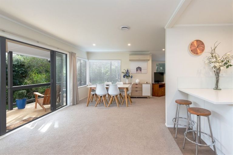 Photo of property in 17 Orinda Close, Botany Downs, Auckland, 2010