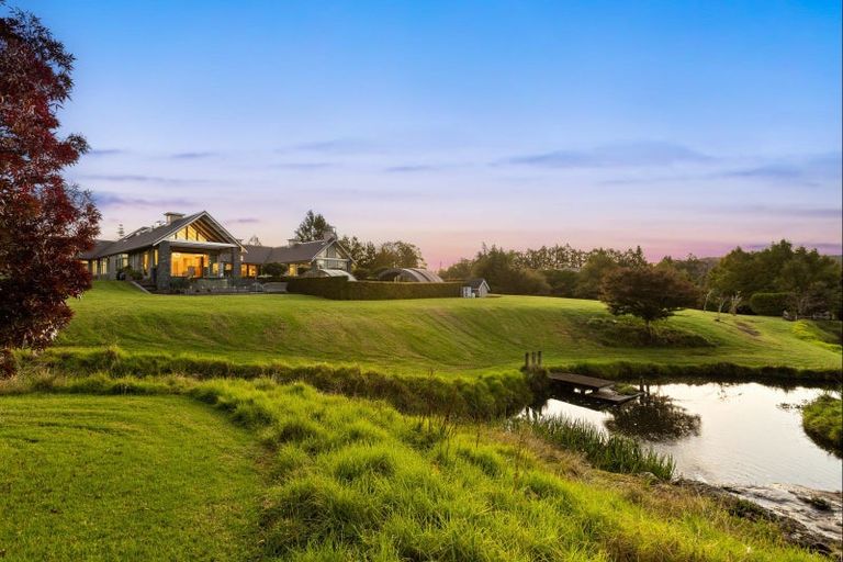 Photo of property in 878 Ridge Road, Riverhead, Albany, 0793