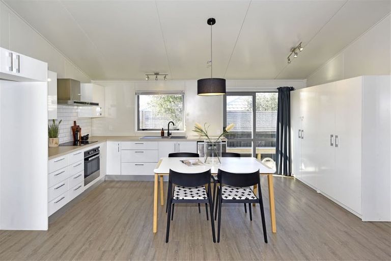 Photo of property in 3 Kingsbridge Drive, Burwood, Christchurch, 8083