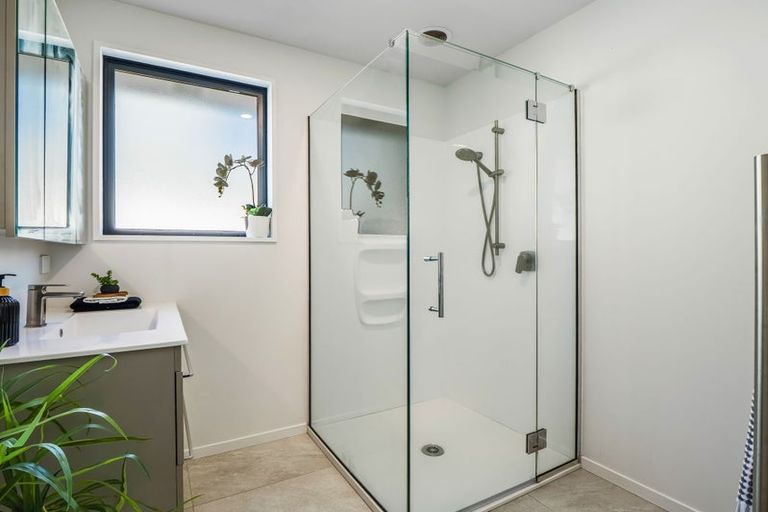 Photo of property in 1/43 Vagues Road, Northcote, Christchurch, 8052