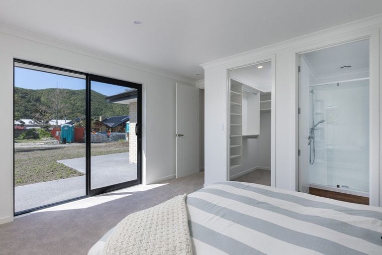 Photo of property in 213a Waikawa Road, Waikawa, Picton, 7220